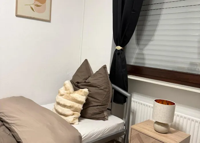 Gaststaette Seehaus בית הארחה Maroth