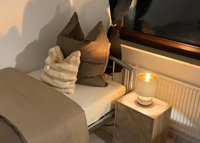 Gaststaette Seehaus בית הארחה *